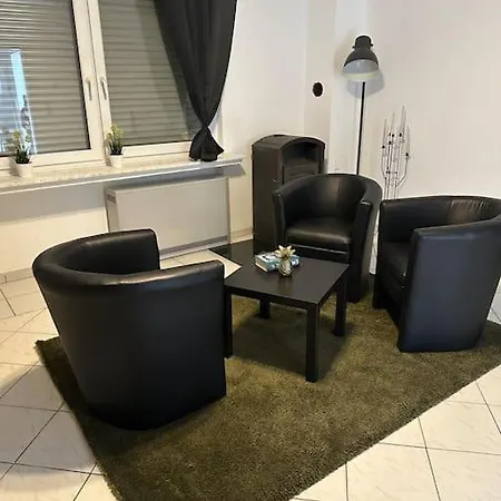 Schoene Und Ruhige Apartment *